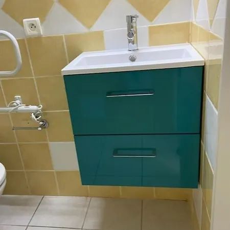 T1 Bis Proche Apartment